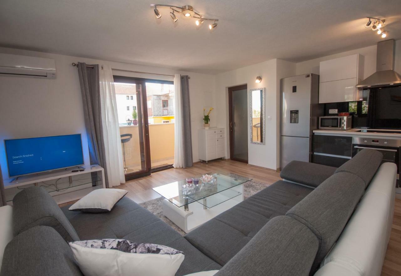 Kaštela Apartmani Ivan מראה חיצוני תמונה