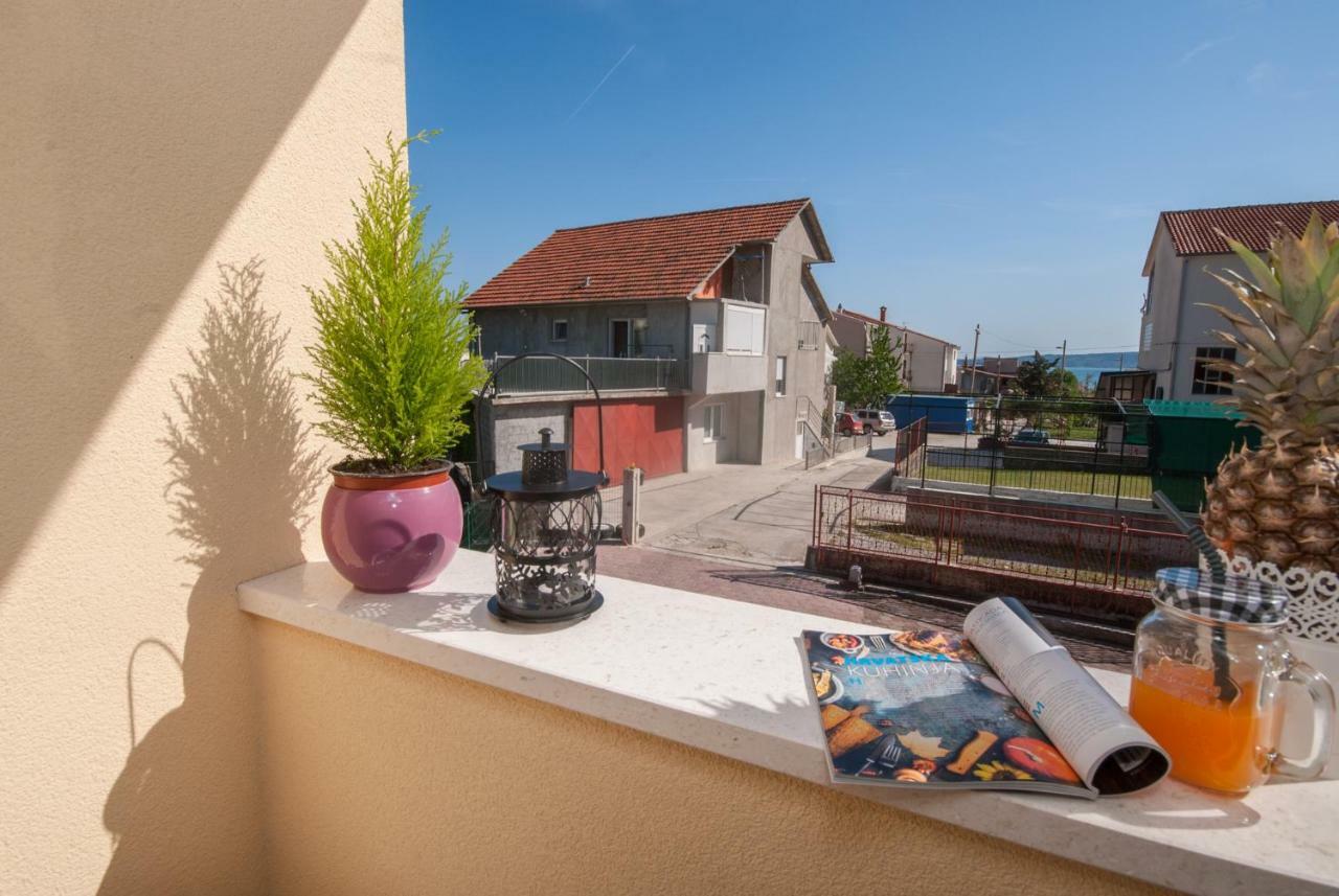 Kaštela Apartmani Ivan מראה חיצוני תמונה